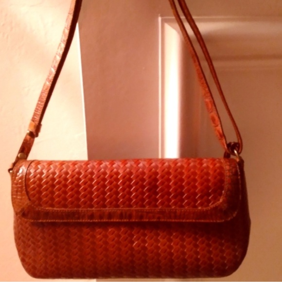 Brahmin Brown Leather Barrel Bag - Picture 4 of 12